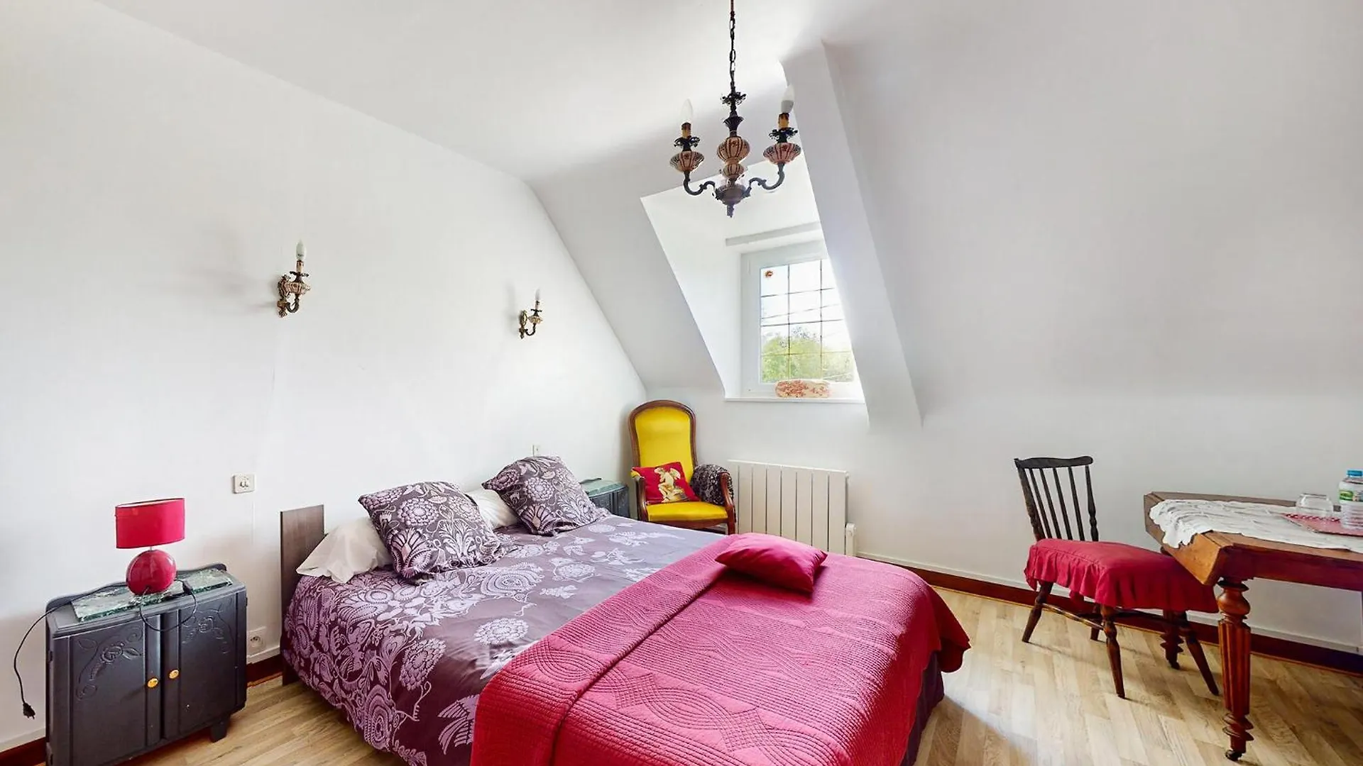Nice Home In Plouagat With Wifi