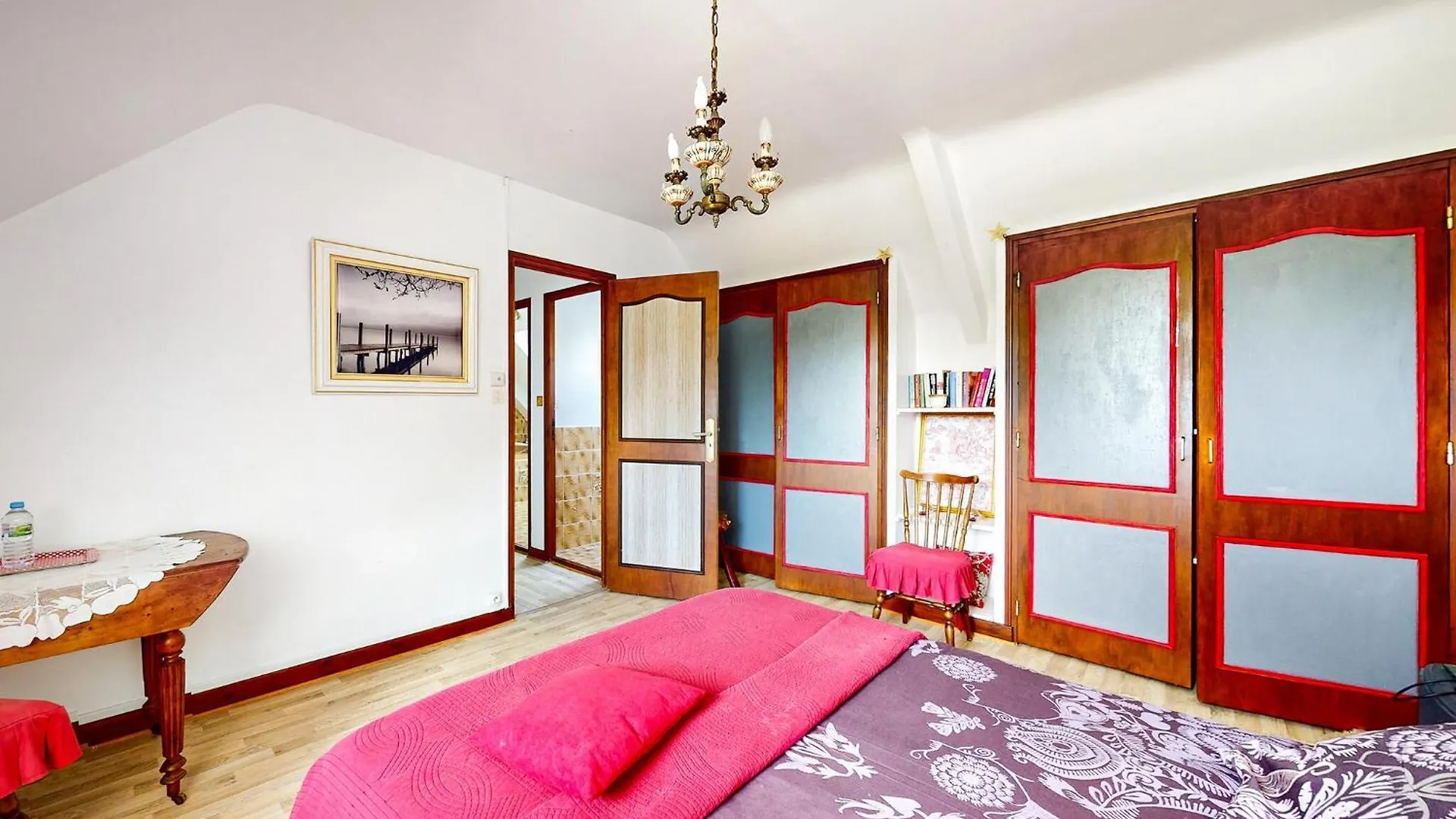 Hébergement de vacances Nice Home In Plouagat With Wifi